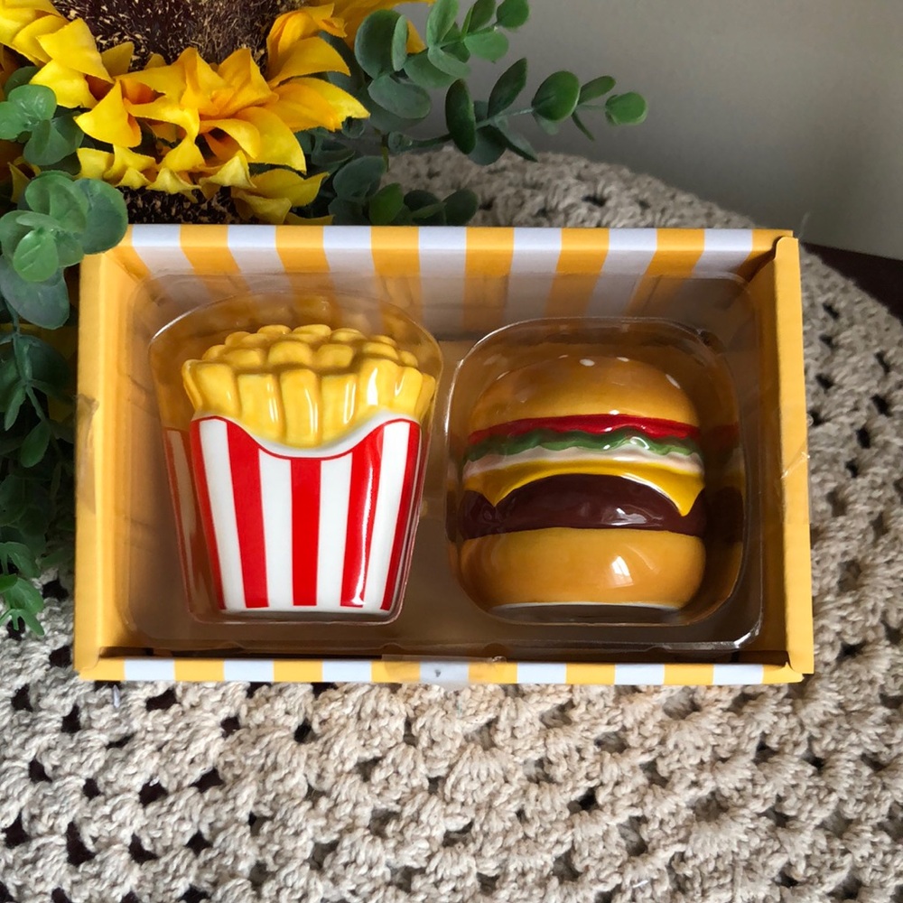 Ceramic Burger & Fries Salt and Pepper Shakers